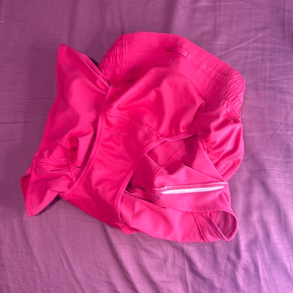 Lululemon Hotty Hots Size 4 - Picture 3 of 4